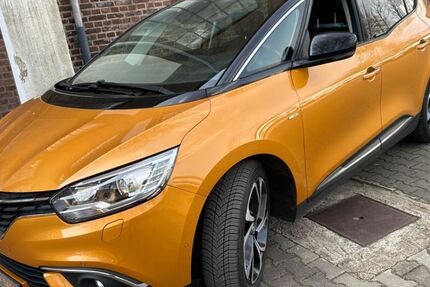 Renault Scenic 158.683 km 7.500 &euro; Köln 51069