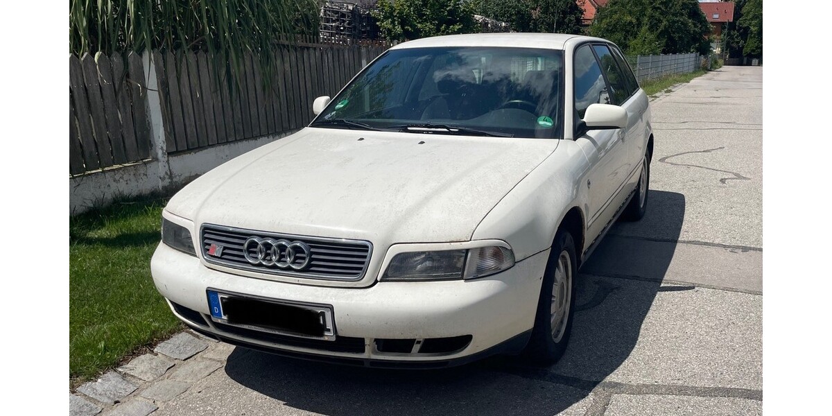 Audi A4 (B5) 260.000 km 1.050 € Adelshofen 82276