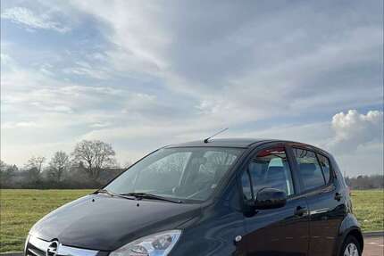 Opel Agila 214.041 km 2.550 &euro; düren 52351