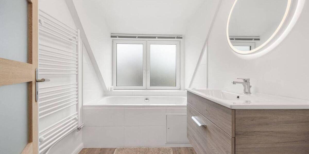 Doppelhaushälfte Pinneberg - 3 Zimmer, 87 m&sup2;, 425.000&euro; | Angebot:26455371