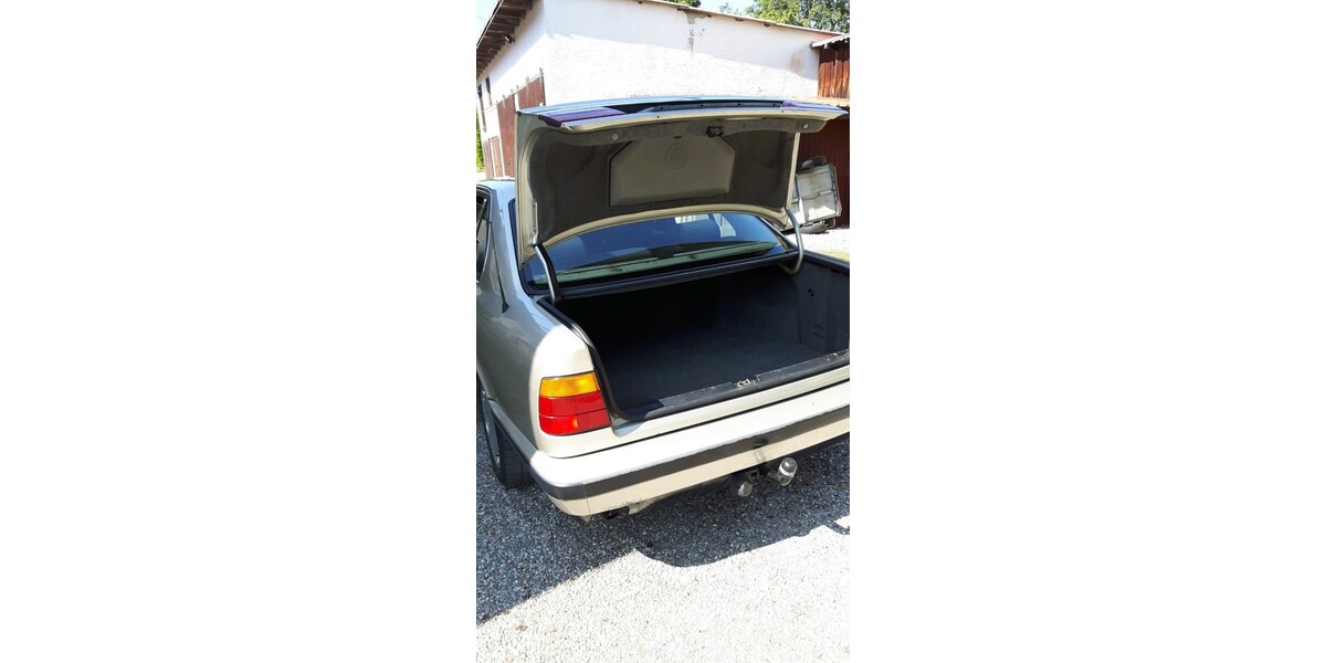BMW 520i e34 Limosine 250.000 km 3.400 € Mittelstetten 82293
