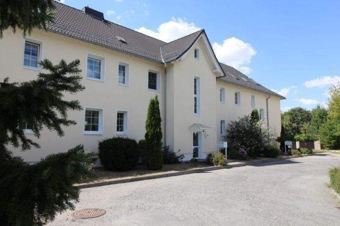 Etagenwohnung Crimmitschau - 3 Zimmer, 62 m&sup2;, 434&euro; | Angebot:26260730