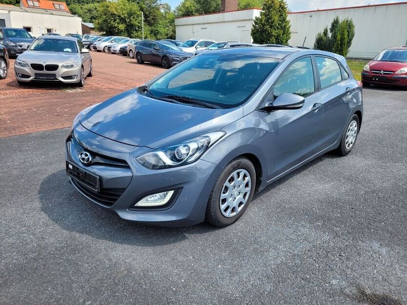i30