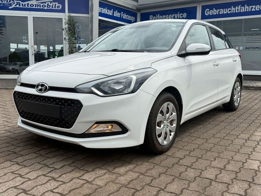 i20