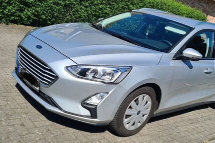 Ford Focus 129.600 km 9.890 &euro; Dülmen 48249