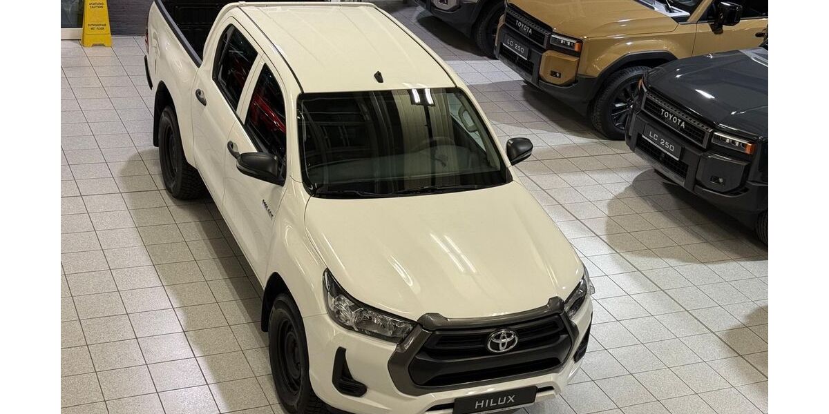 Toyota Hilux 182.505 km 24.895 &euro; Poing bei München 85586