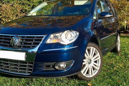 VW Touran 298.000 km 5.500 &euro; Bedburg-Hau 47551