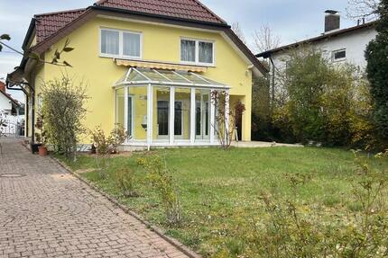 Haus Rödermark - 6 Zimmer, 172 m&sup2;, 1.100.000&euro; | Angebot:26240597
