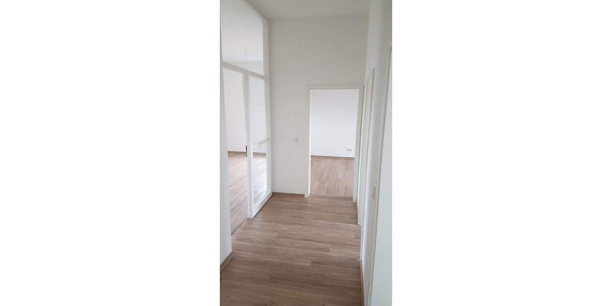 Etagenwohnung Radeberg - 2 Zimmer, 74 m&sup2;, 146.000&euro; | Angebot:26257962