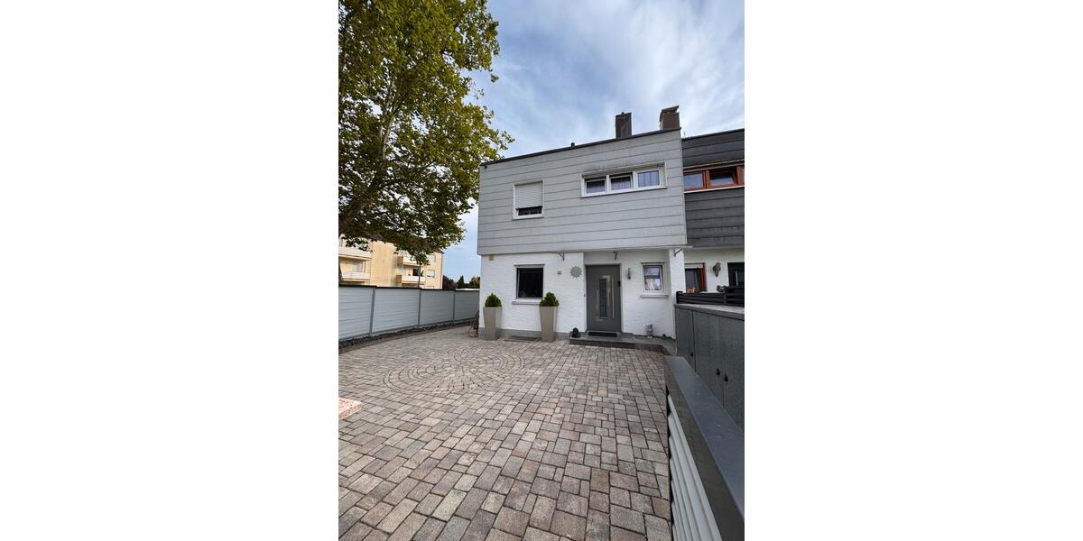 Doppelhaushälfte Wassertrüdingen - 5 Zimmer, 140 m&sup2;, 442.000&euro; | Angebot:26942110