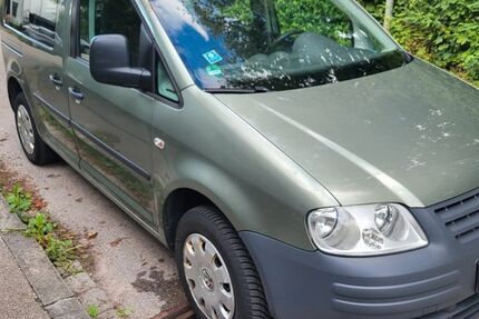 VW Caddy 233.956 km 3.000 &euro; Taufkirchen 82024