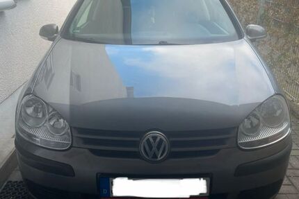 VW Golf 154.000 km 2.200 &euro; Troisdorf 53840