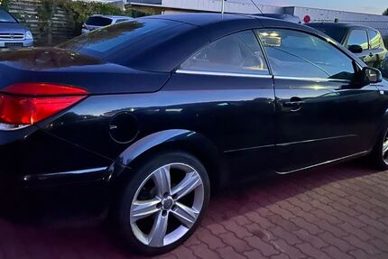 Opel Astra 196.000 km 2.800 € Lübeck 23560
