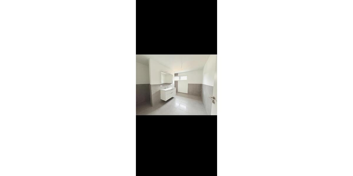 Reihenhaus Marburg - 5 Zimmer, 160 m&sup2;, 1.750&euro; | Angebot:26339621