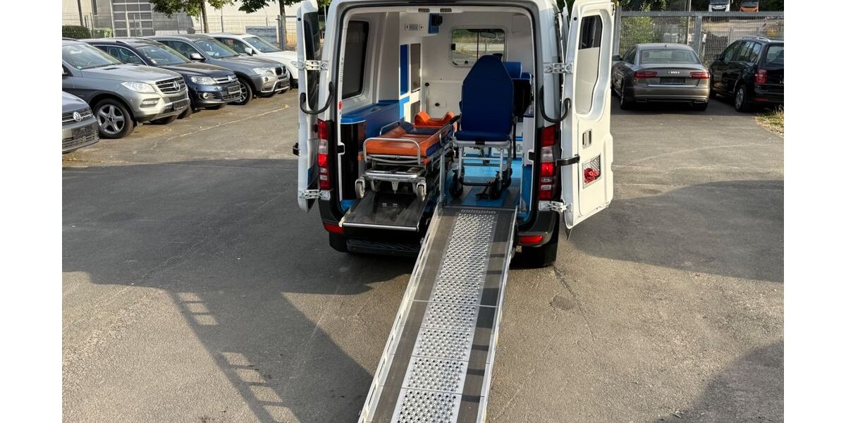 Mercedes-Benz Sprinter 259.130 km 13.900 &euro; Bitburg 54634