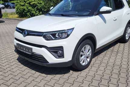 SsangYong Tivoli 41.133 km 12.990 &euro; Zittau 02763