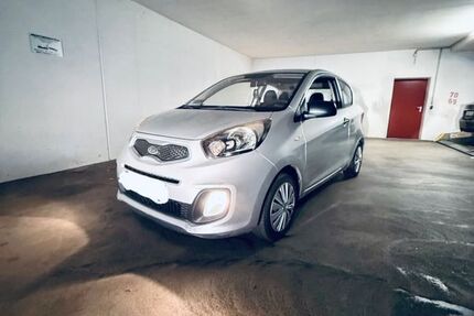Kia Picanto 98.350 km 2.850 € Hamburg 22045