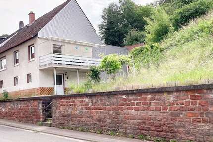 Haus zum Kaufen in Pirmasens Niedersimten 109.000 € 102.24 m² 4 zimmer