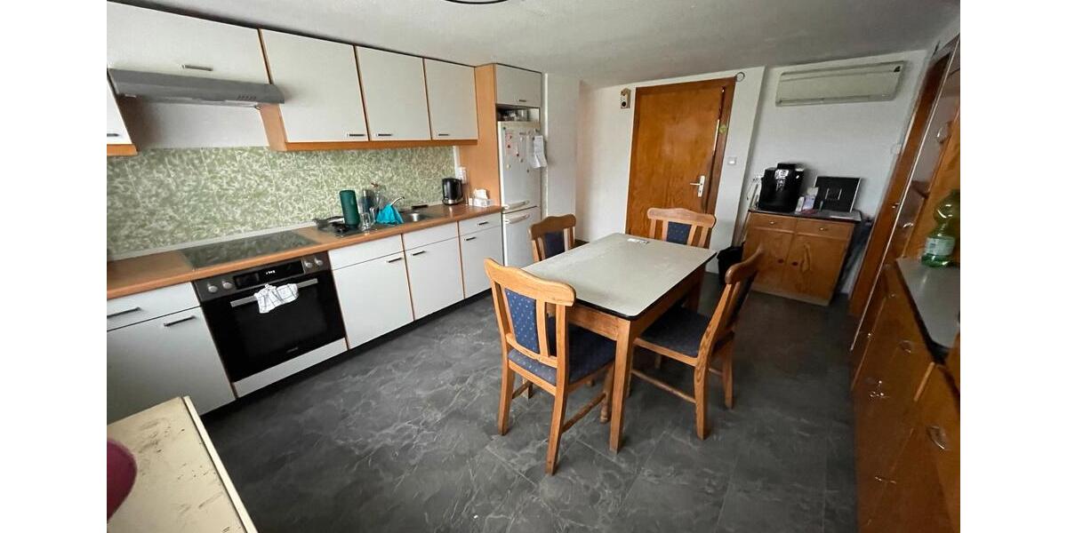 Bauernhaus, Landhaus Wartenberg - 5 Zimmer, 212 m&sup2;, 180.000&euro; | Angebot:26415380