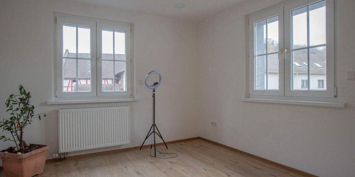 Einfamilienhaus Nidda Kohden - 6 Zimmer, 128 m&sup2;, 350.000&euro; | Angebot:25695718