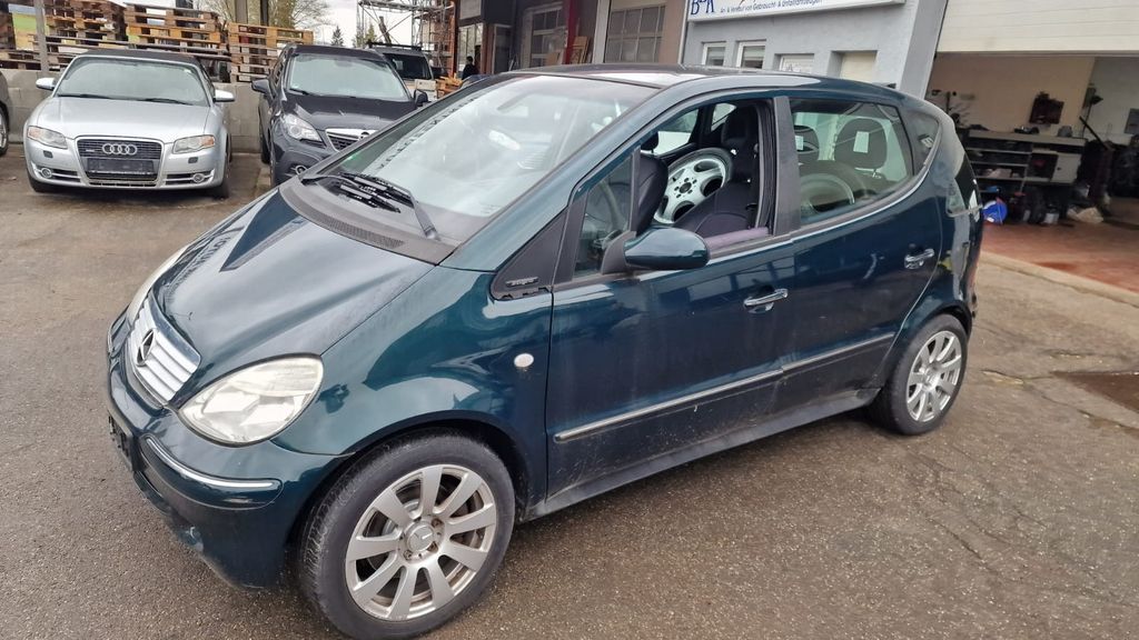 Mercedes-Benz A 190 156.065 km 600 &euro; Tübingen-Bühl 72072