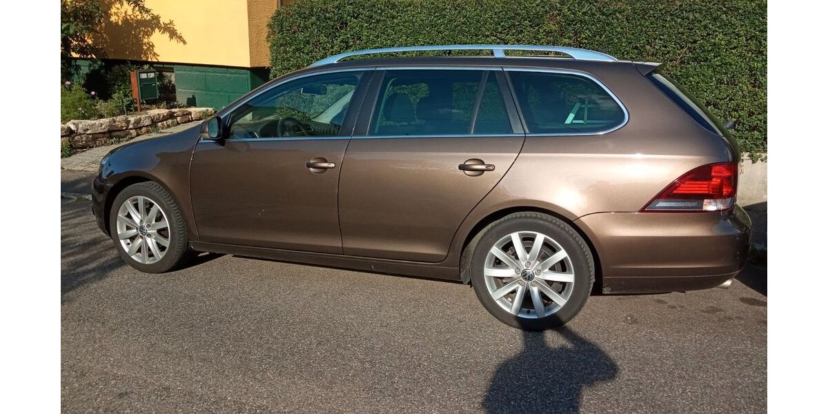 VW Golf 93.000 km 8.900 &euro; Fellbach 70734