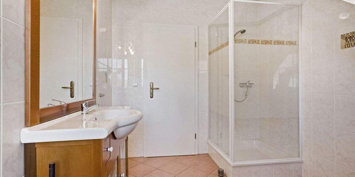 Einfamilienhaus Selfkant / Hillensberg Hillensberg - 6 Zimmer, 213 m&sup2;, 445.000&euro; | Angebot:25427965