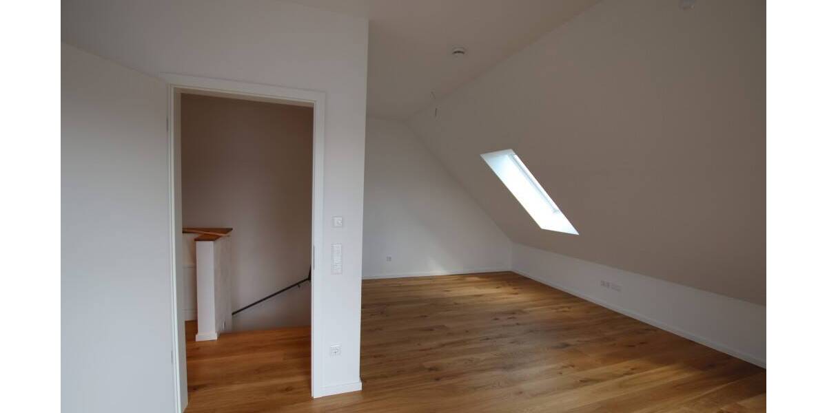 Doppelhaushälfte Neufahrn bei Freising Neufahrn - 5 Zimmer, 140 m&sup2;, 2.670&euro; | Angebot:26139077