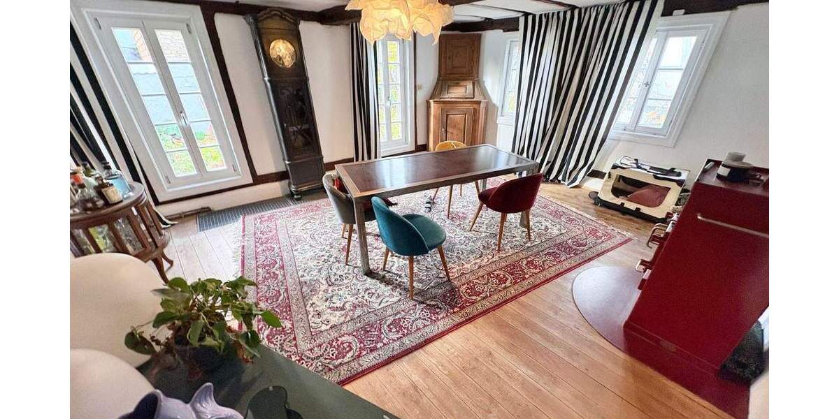 Schönes Fachwerkhaus mit kleinem Garten in ruhiger Lage 4 zimmer