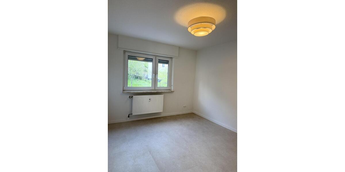 Erdgeschoßwohnung Annweiler am Trifels - 3 Zimmer, 65 m&sup2;, 800&euro; | Angebot:26245716