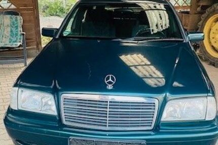 Mercedes-Benz C 180 155.300 km 1.950 &euro; Oberstreit 55596