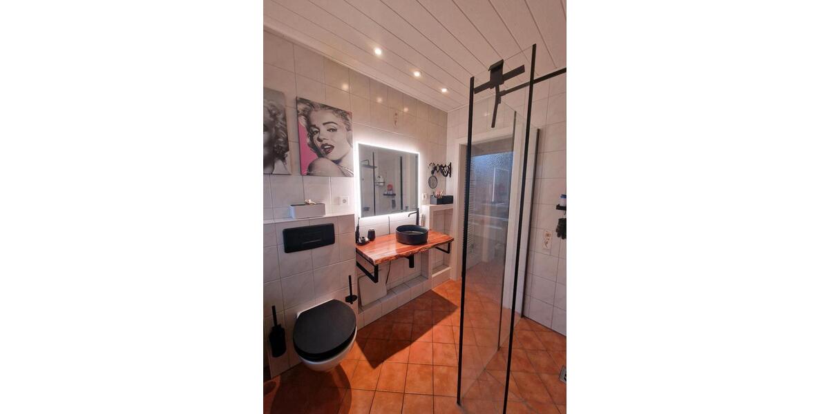 Reihenhaus Mönchengladbach West - 3 Zimmer, 90 m&sup2;, 1.150&euro; | Angebot:25475550