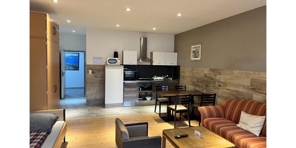 Wohnen auf Zeit Backnang - 1 Zimmer, 38 m&sup2;, 1.450&euro; | Angebot:26210780