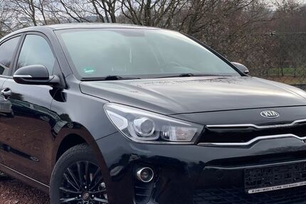 Kia Rio 115.480 km 7.350 € Neukirchen 09221
