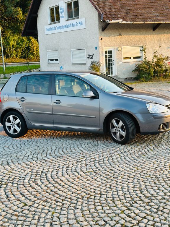 VW Golf 172.000 km 3.400 € Passau 94036