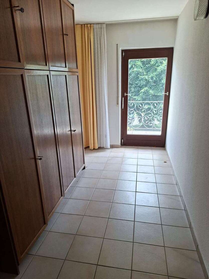 Haus zum Kaufen in Bölingen 349.000 € 300 m² 9 zimmer