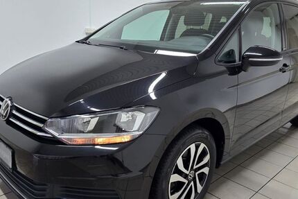 VW Touran 65.966 km 23.990 € Chemnitz 09114