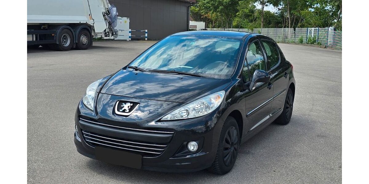 Peugeot 207 94.437 km 4.300 &euro; Neu-Ulm 89231