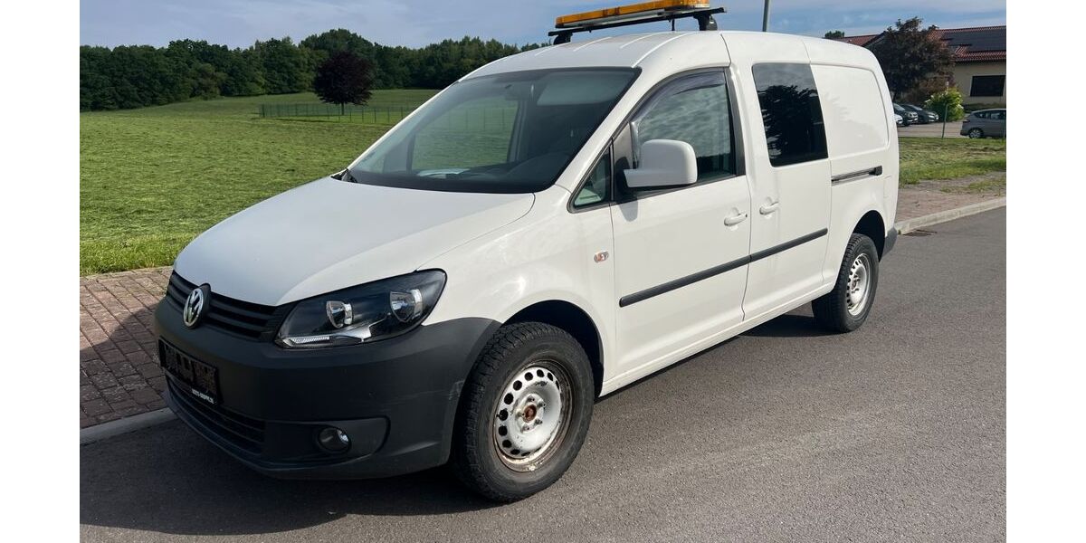 VW Caddy 152.000 km 9.999 &euro; Hohenstein ot Mackenrode 99755