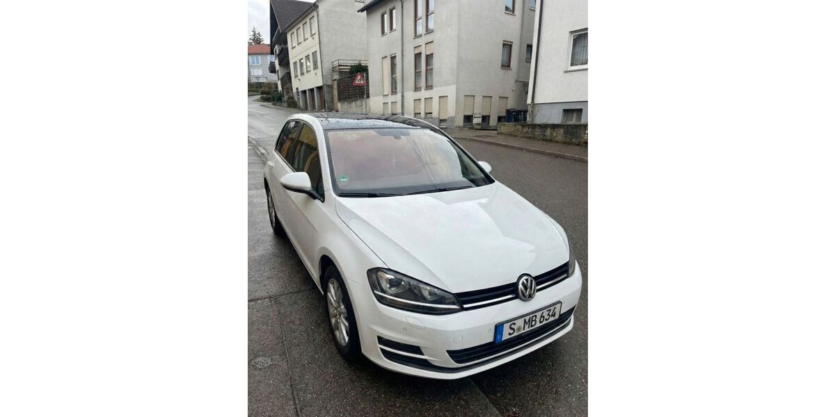 VW Golf 102.000 km 8.500 &euro; Stuttgart 70565
