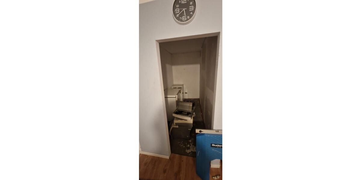 Einfamilienhaus Neustadt bei Coburg - 5 Zimmer, 176 m&sup2;, 140.000&euro; | Angebot:24597026