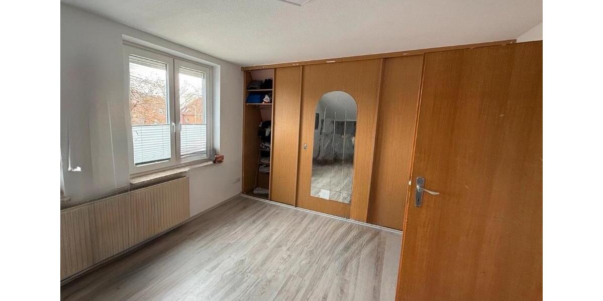 Einfamilienhaus Cuxhaven Groden - 4 Zimmer, 115 m&sup2;, 300.000&euro; | Angebot:27120559