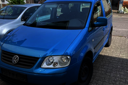 VW Caddy 239.018 km 2.950 &euro; Offenburg 77652