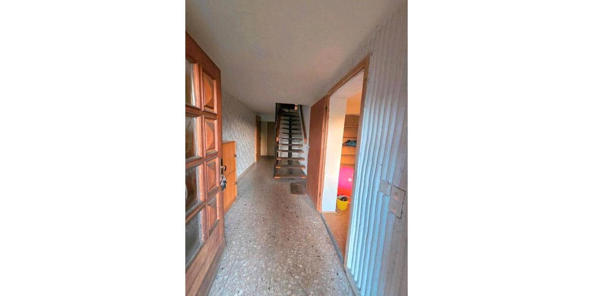 Einfamilienhaus Elsterwerda - 5 Zimmer, 200 m&sup2;, 198.000&euro; | Angebot:26258953