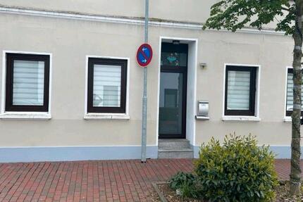 Haus Nordenham - 4 Zimmer, 104 m&sup2;, 150.000&euro; | Angebot:26858619