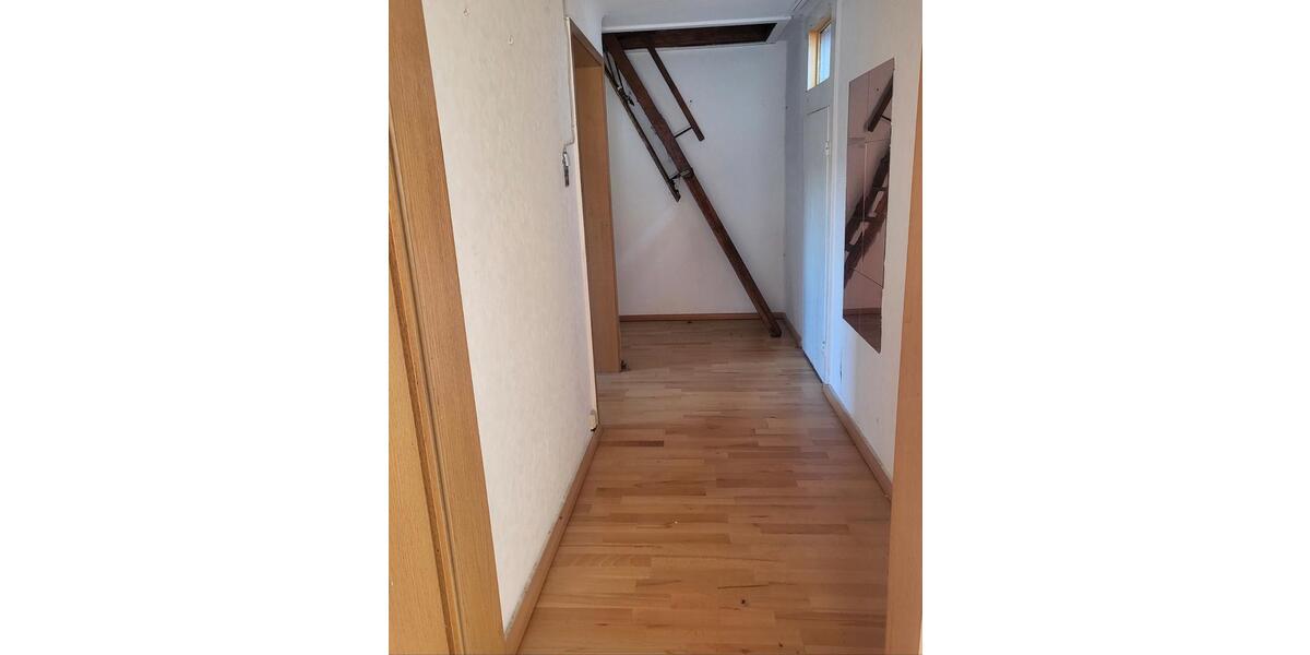 Etagenwohnung Heppenheim (Bergstraße) - 5 Zimmer, 120 m&sup2;, 310.000&euro; | Angebot:26940627