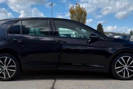 VW Golf 253.738 km 7.490 &euro; Talheim 74388