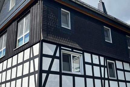 Haus Medebach Deifeld - 1 Zimmer, 400 m&sup2;, 469.000&euro; | Angebot:24377282