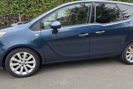 Opel Meriva 138.000 km 2.900 € Hannover 30459