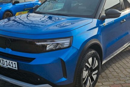 Opel Frontera 7.999 km 25.990 &euro; Leipzig 04179